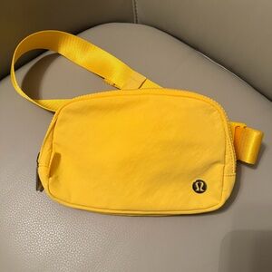 Lululemon Belt Bag - new without tags